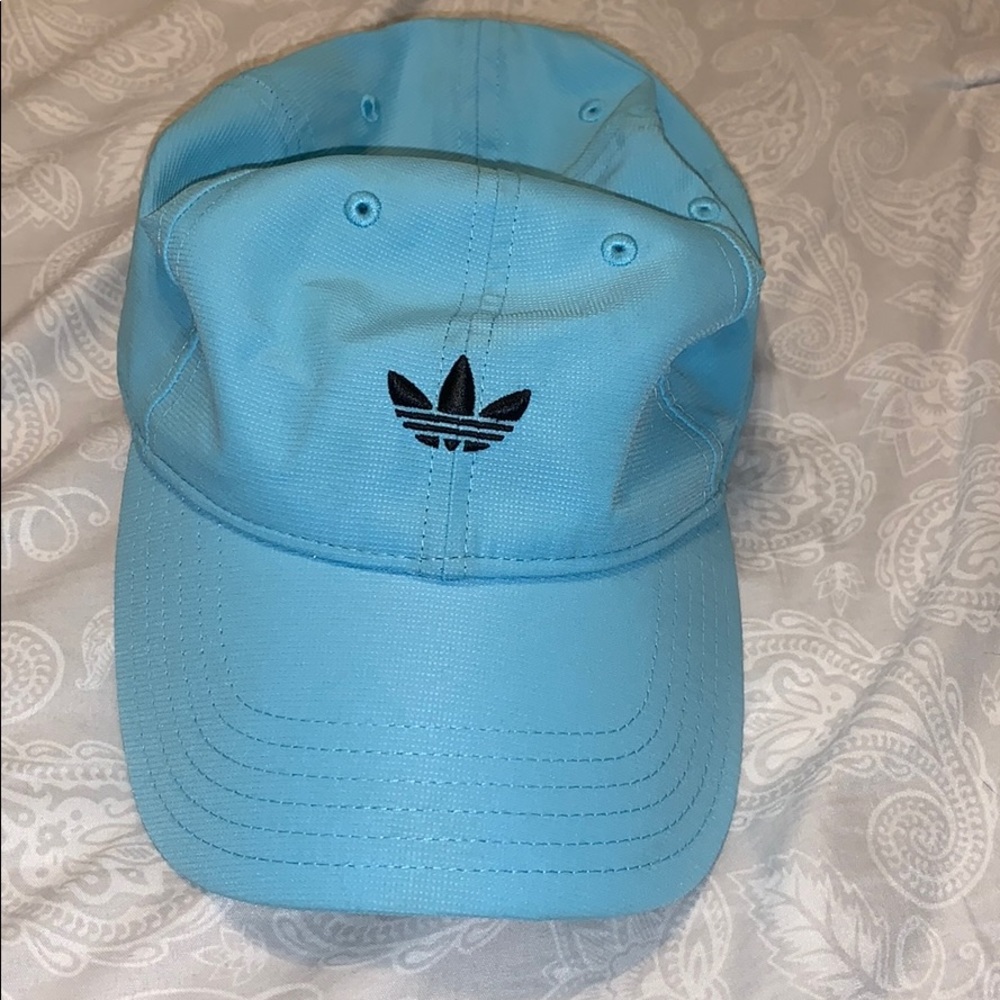 ADIDAS light blue cap! 🧢